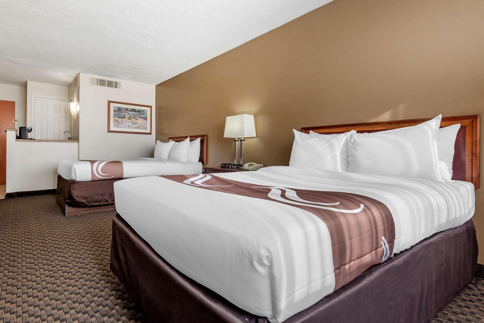 Quality Inn & Suites Vestal Binghamton Near University Exterior photo