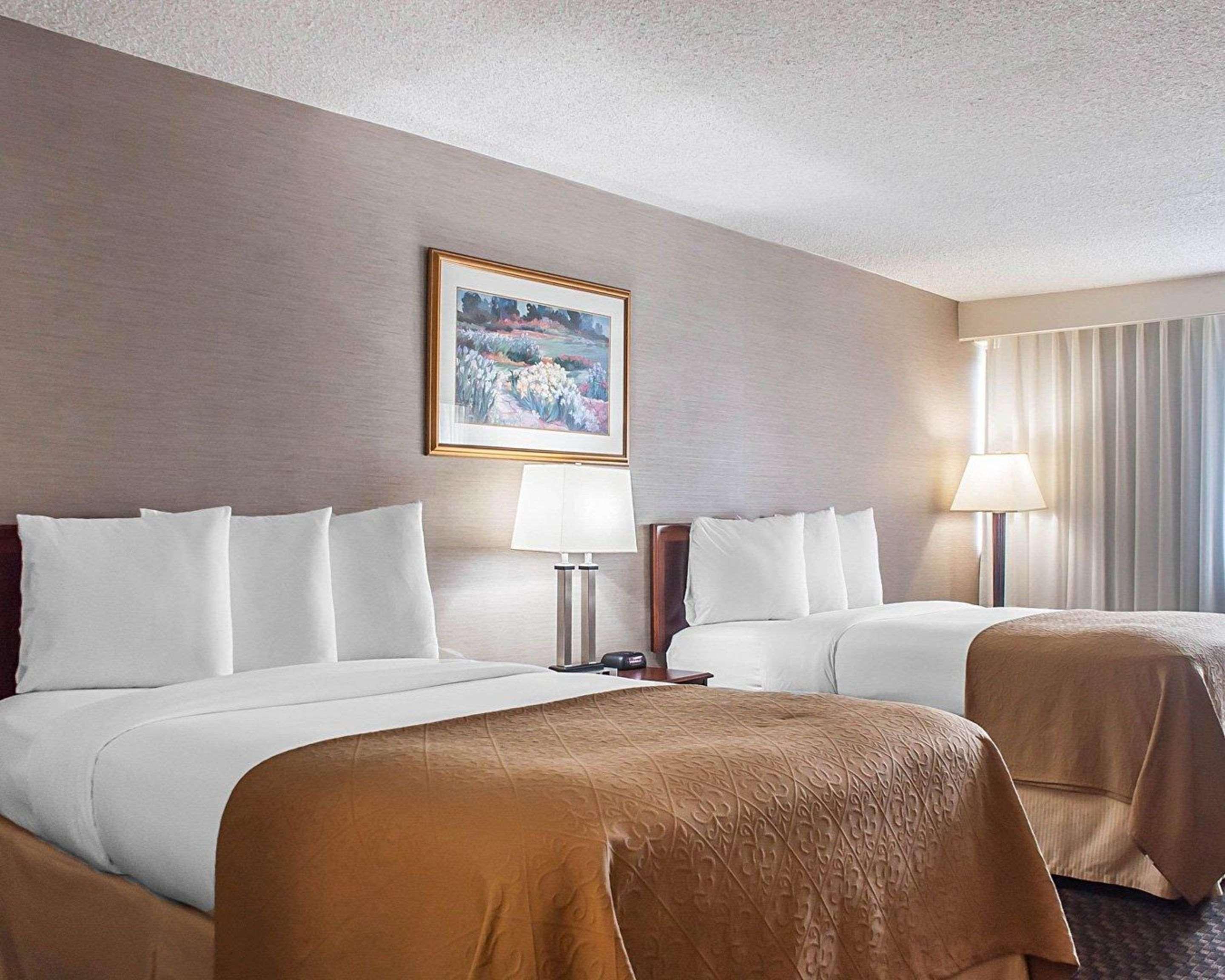 Quality Inn & Suites Vestal Binghamton Near University Exterior photo